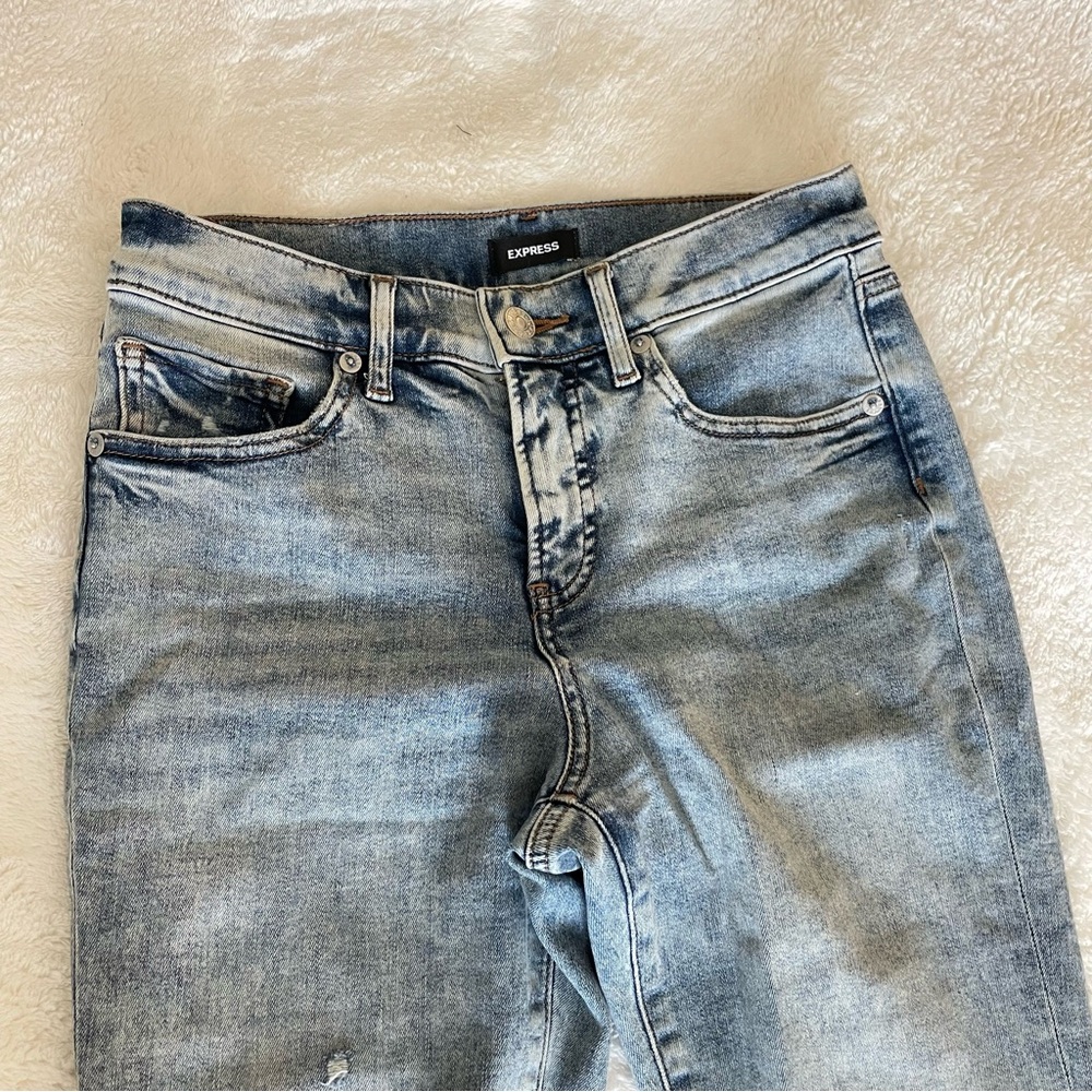 Express Skyscraper Flared Distressed Jeans - Picture 4 of 9